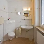 Gaestehaus Nietmann_ 8 דירה אלטנאו