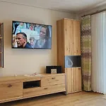 Gaestehaus Nietmann_ 8 דירה אלטנאו