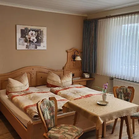 Nietmann_ 8 Apartment *